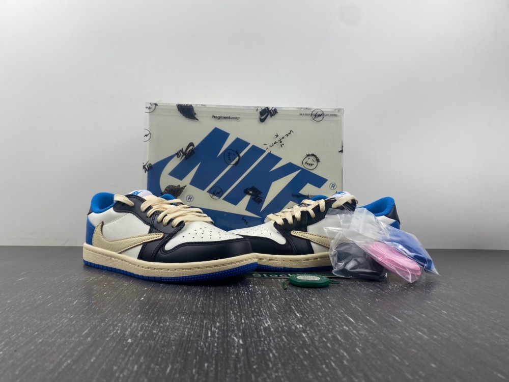 Jordan 1 Low Fragment x Travis Scott