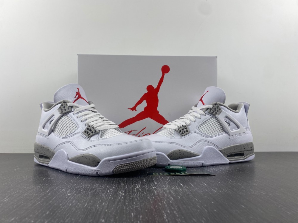 Jordan 4 Retro White Oreo (2021)