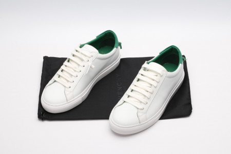 GIVENCH LOW-TOP SNEAKER