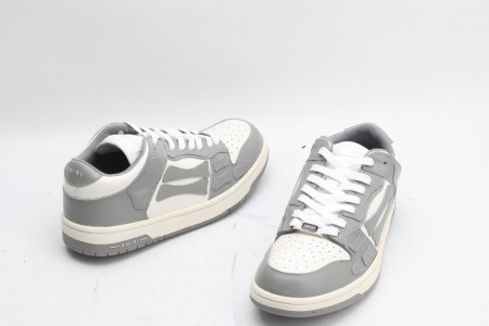 AR1M1 LOW-TOP SNEAKER