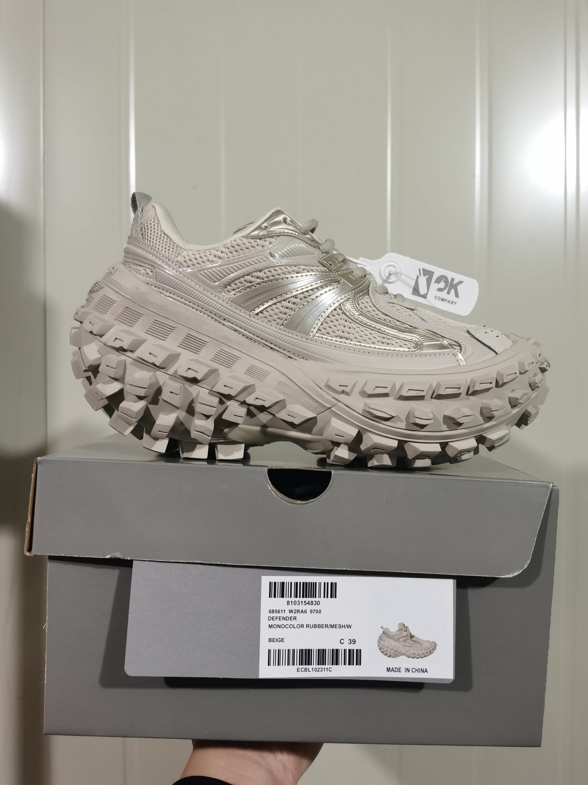 BLCG DEFENDER SNEAKER