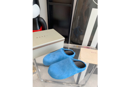 MARNI LONG HAIRCALFSKIN FUSSBETT SABOT