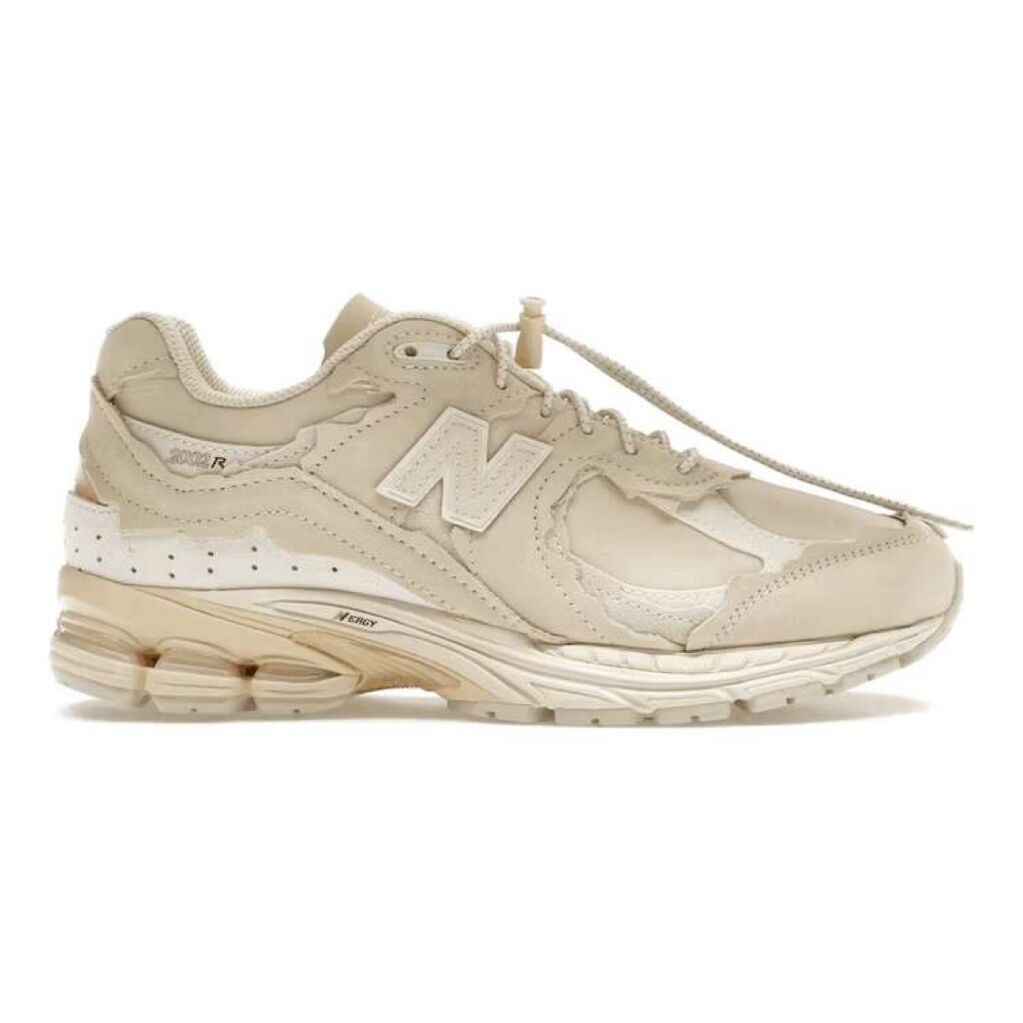 New Balance 2002R Protection Pack Sandstone