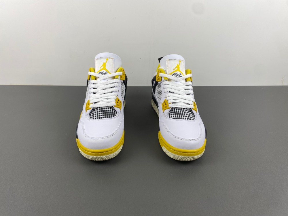Jordan 4 “Vivid Sulfur”