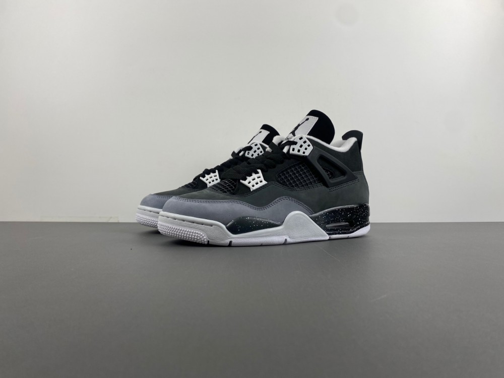 AIR JORDAN 4 RETRO ‘FEAR’