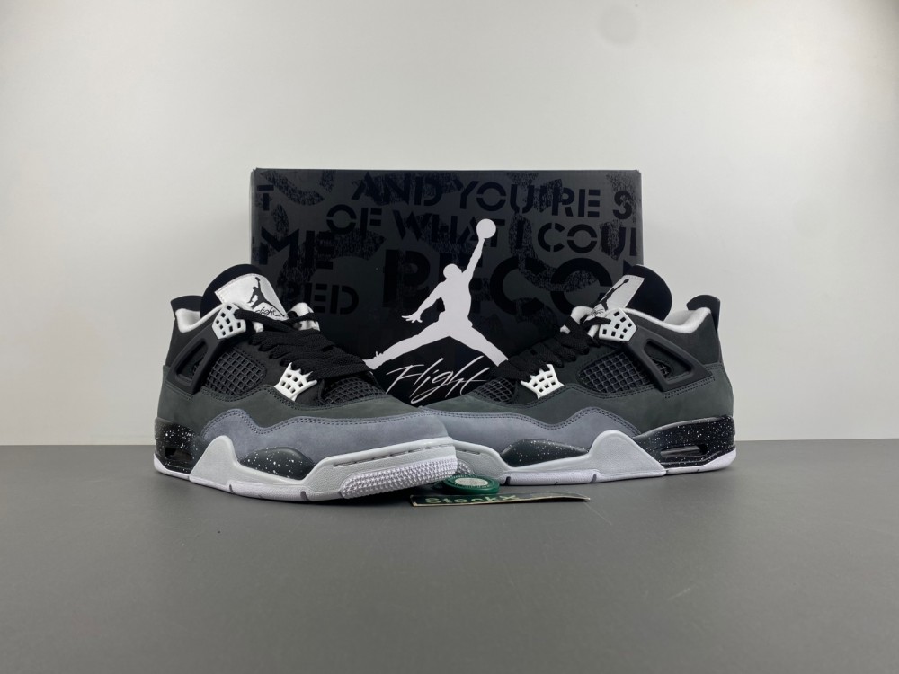 AIR JORDAN 4 RETRO ‘FEAR’
