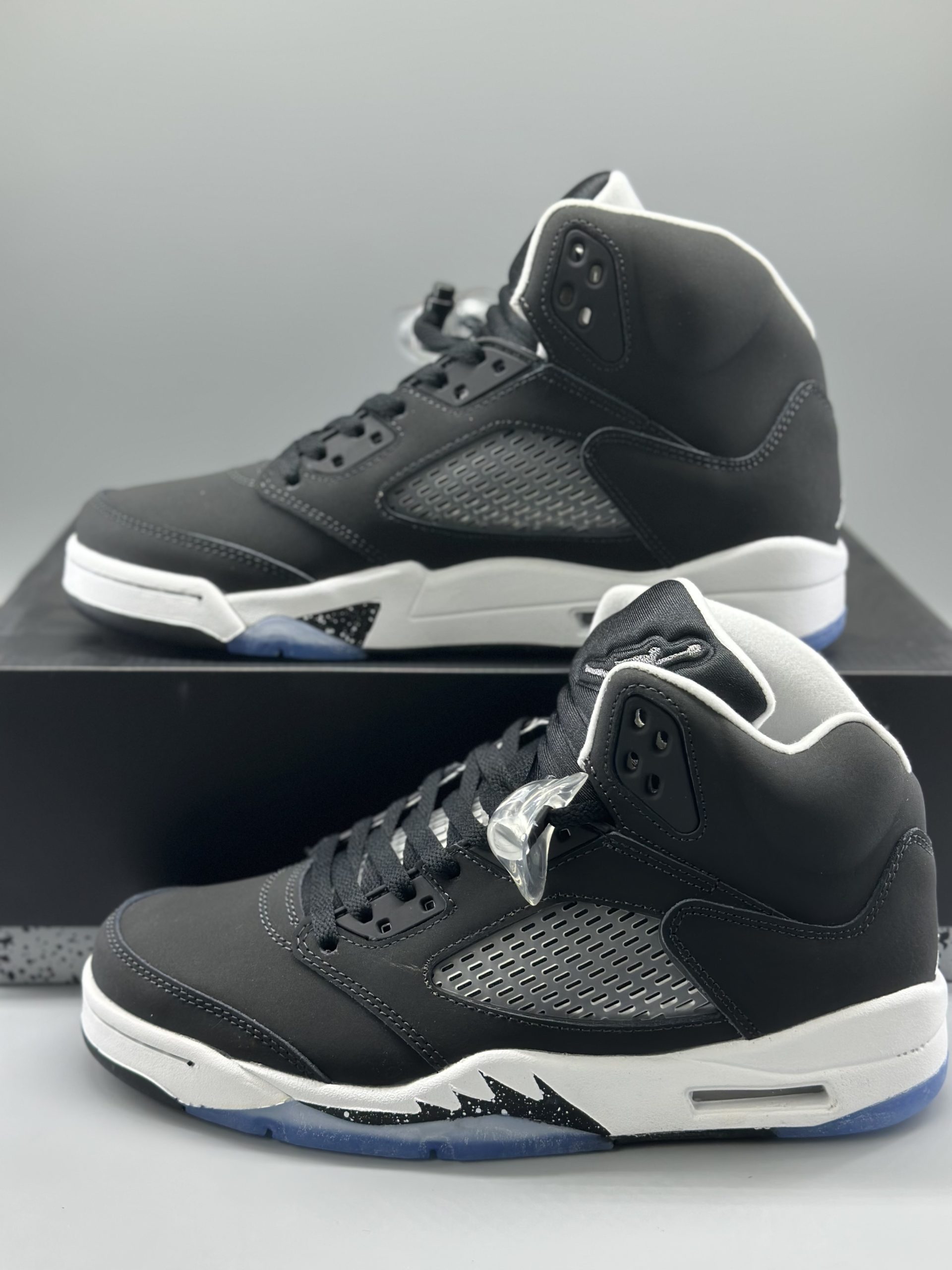 Jordan 5 SNEAKERS