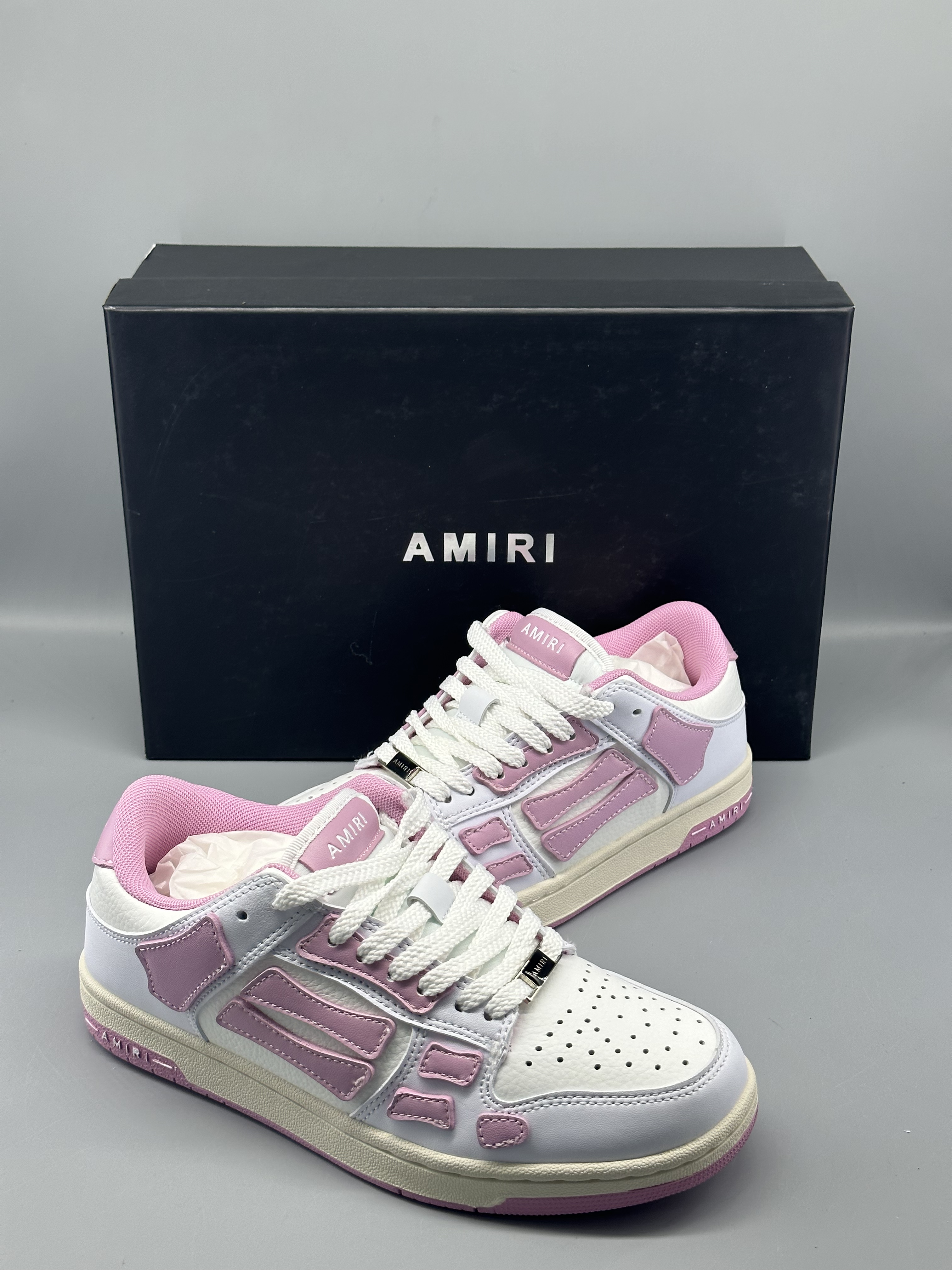 AMIRI Skel Top Low White Pink