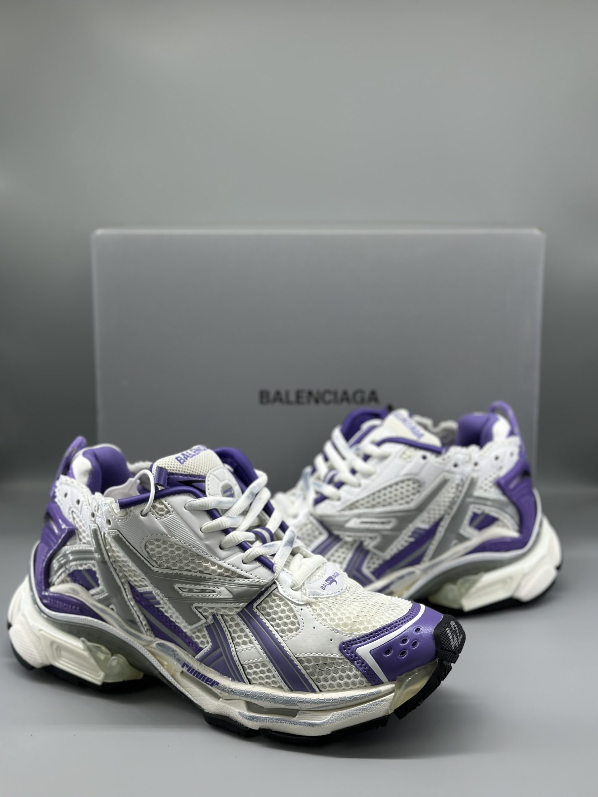 Balenciaga Runner SNEAKER