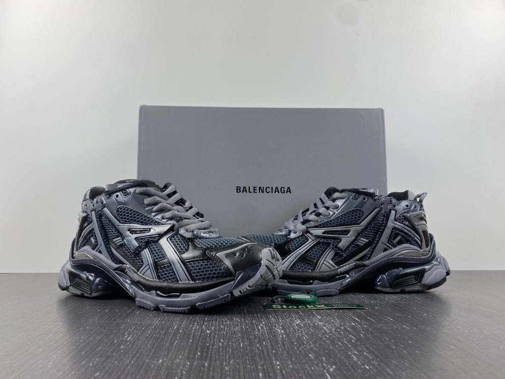 Balenciaga Runner SNEAKER