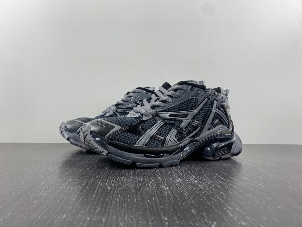 Balenciaga Runner SNEAKER