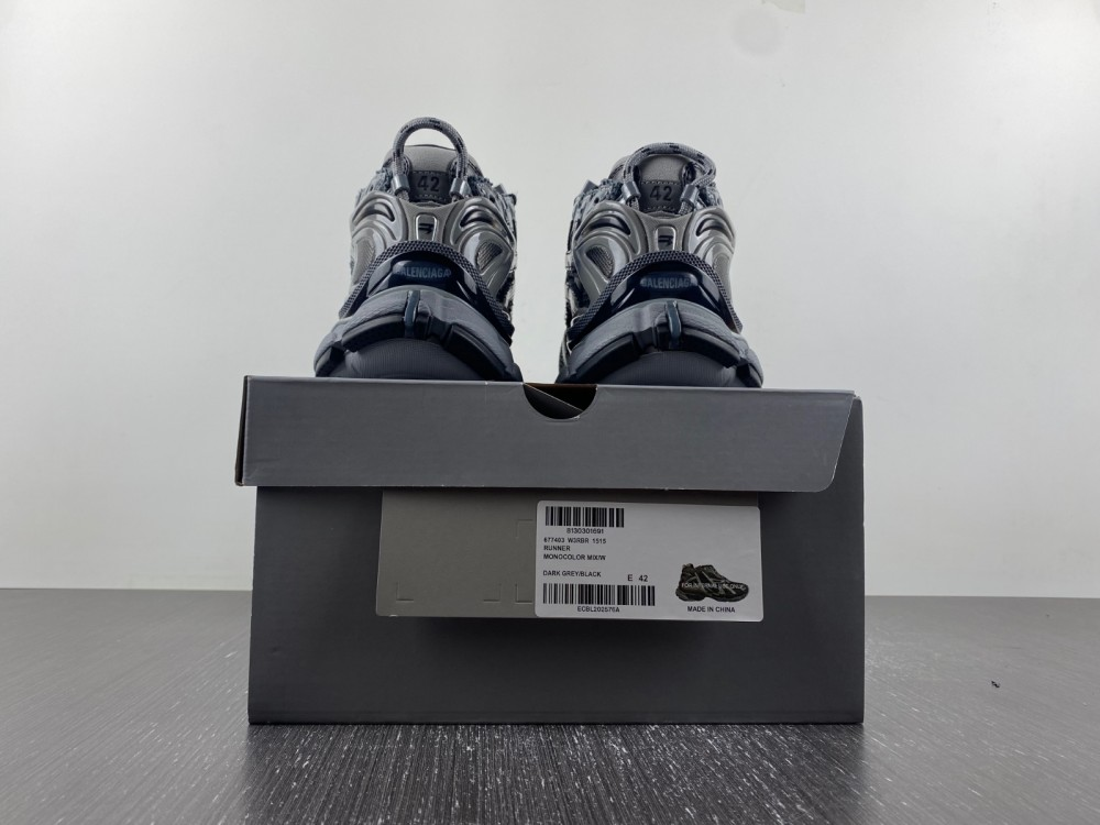 Balenciaga Runner SNEAKER