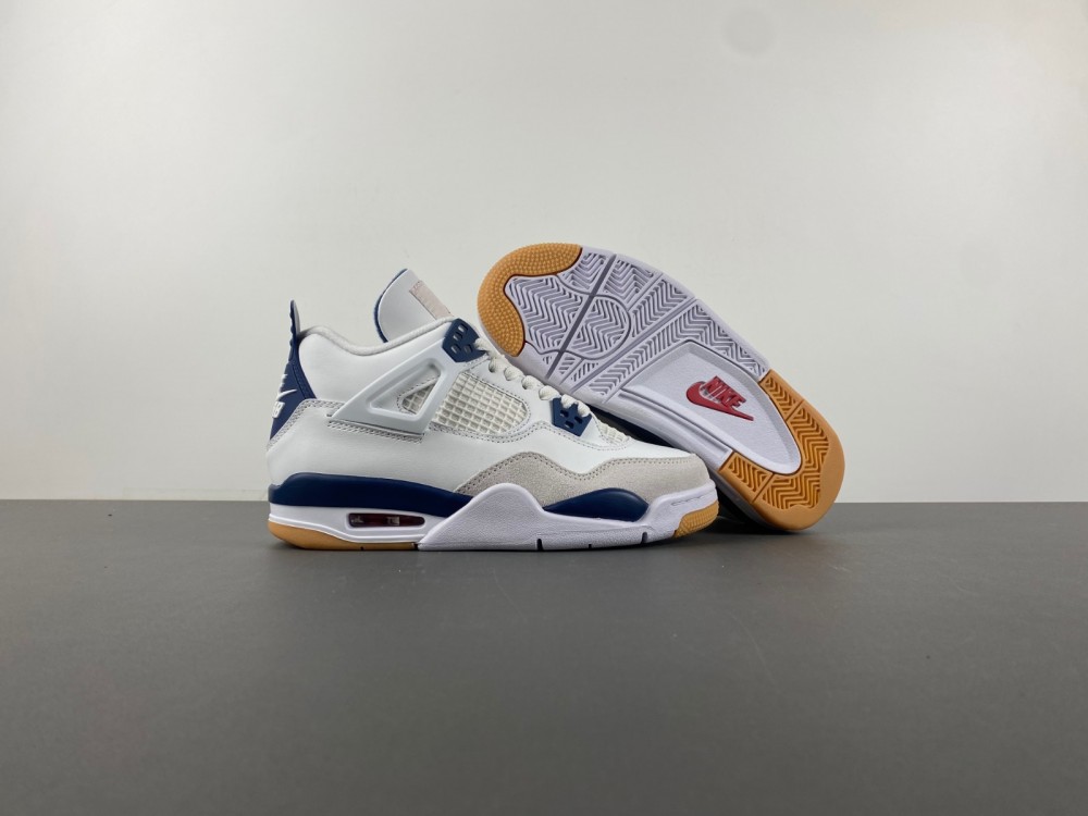 Nike SB x Air Jordan 4 “Navy”